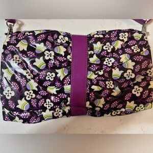 Vera Bradley Concert Clutch FRILL crossbody - Plum Petals